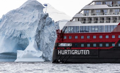 MS Roald Amundsen heads further south than ever before 