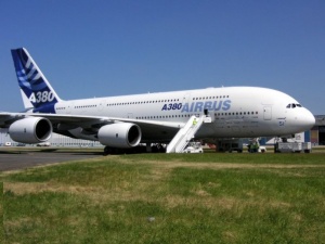 Airbus ordered to expand A380 safety checks