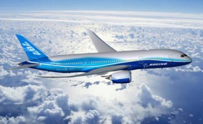 Boeing 787 Dreamliner touches down in UAE capital