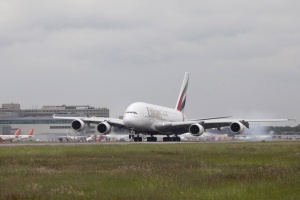 Emirates brings scheduled A380 services to Gatwick