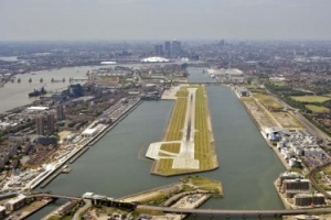 Bloomberg links with London City Airport for new campaign