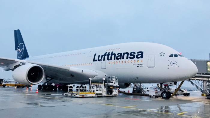 Lufthansa to offer 115 weekly UK flights by mid-June