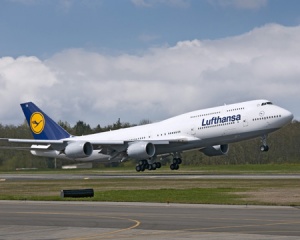 Lufthansa flights crippled by ground staff strike