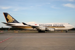 Singapore Airlines waves 747 into retirement