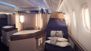 United begins Polaris business class roll out