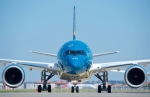 Vietnam Airlines sees sharp rise in pre-tax profits