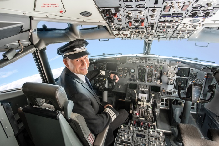 airBaltic seeks to recruit further 100 pilots