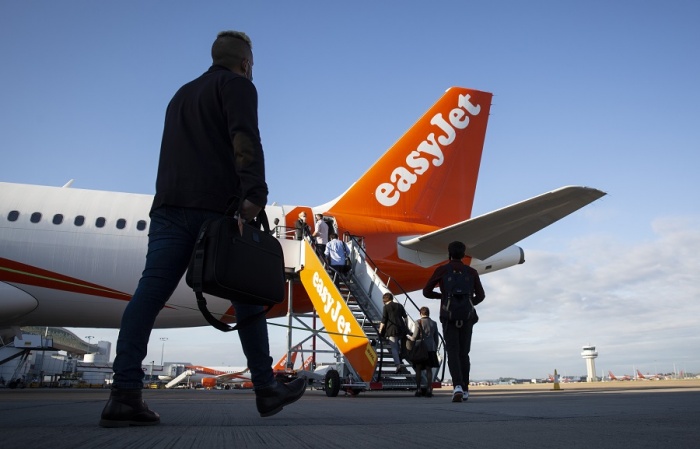 easyJet makes further capacity cuts as Covid-19 restrictions hit Europe