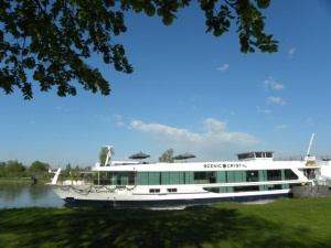 Crystal River Cruises expands new ship order