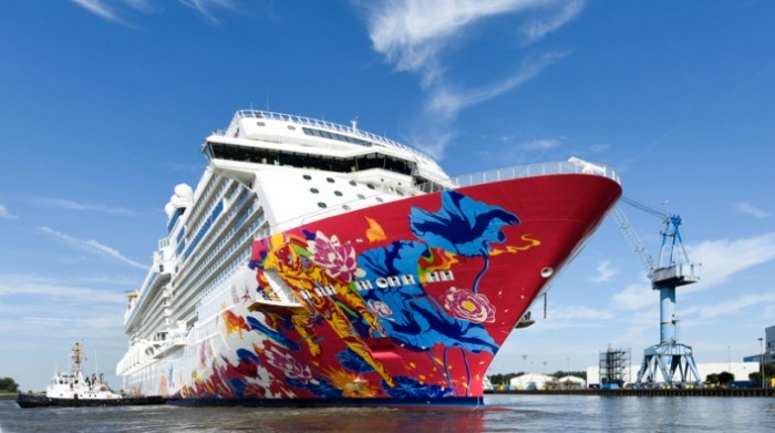Genting completes sale and lease back of Genting Dream