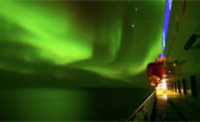 Northern lights spectacular boosts interest in Arctic Circle travel