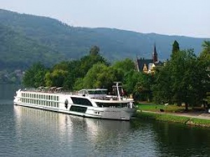 Tauck targets solo travellers with 2015 cruise itinerary
