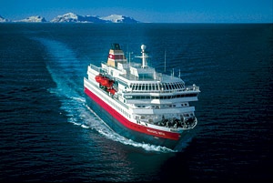 Hurtigruten extends early-bookings