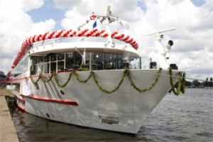 Viking River Cruises christens Viking Prestige