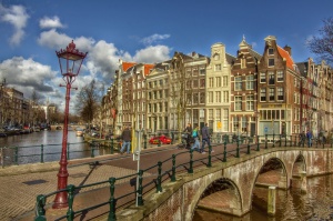 Amsterdam and London to Put a Cap on Airbnb Vacation Rentals