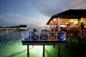Centara upgrades to a cashless island experience at Maldives