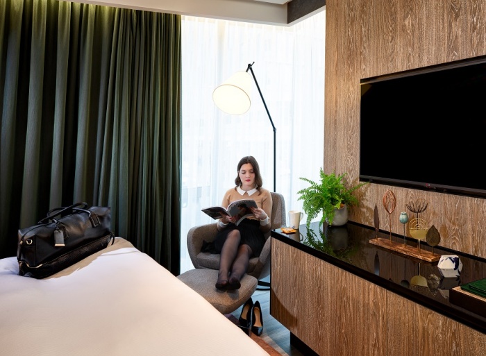 Breaking Travel News investigates: Hilton Bankside launches first vegan suite