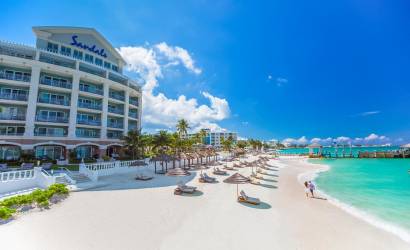 Bahamas closes borders to United States travellers