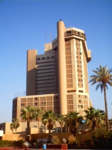 Bombers attack three Baghdad landmark hotels