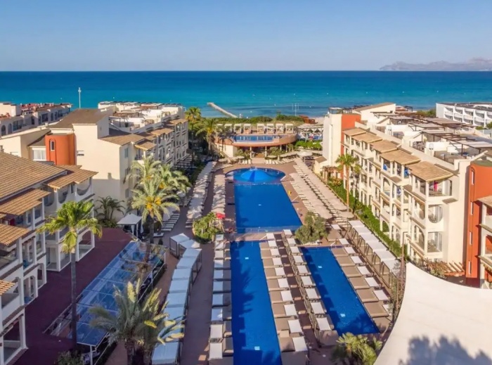 Zafiro Hotels launches in the Balearic Islands
