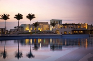 Rotana celebrates opening of first Oman property