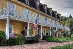 British Hotelier and celebrity chef revive fortunes of America’s oldest inn
