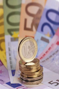 Average orders for holiday Euros rises 42% to £892