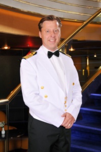 Holland America Line appoints ms Koningsdam captain