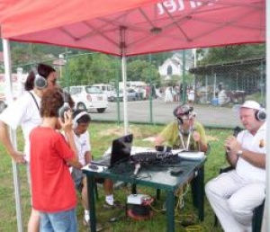 Dubai Eye one of many radio stations that broadcasted live from Seychelles Carnival