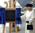 Queen unveils commemorative plaque at St Pancras International