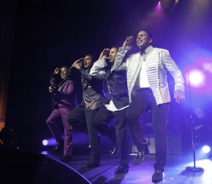 Jacksons lined up for Abu Dhabi show