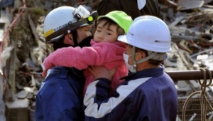 Up to 215,000 Japanese in shelters following earthquake