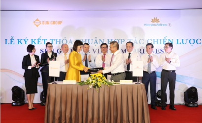 Vietnam Airlines signs Sun Group partnership