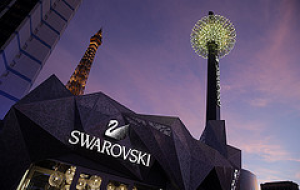 Swarovski Midnight Celebration opens on Las Vegas strip