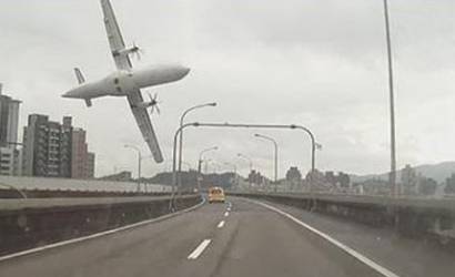 TransAsia Airways plane crash kills scores in Taipei