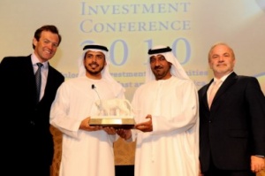 Sheikh Sultan Bin Tahnoon Al Nahyan takes AHIC 2010 Leadership Award