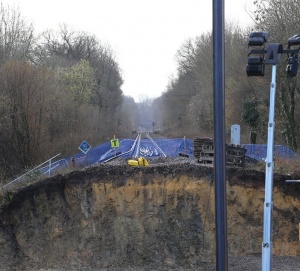 Network Rail: Work progressing well at 80m Botley landslip