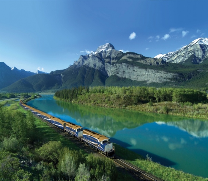 Rocky Mountaineer launches revamped Tracks training system