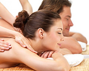Four Seasons Vancouver introduces RedCedar Boutique massage suite