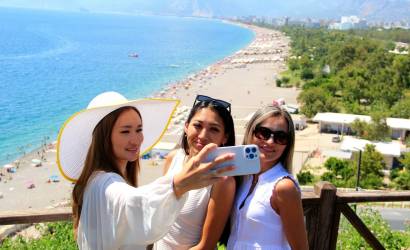 Over 10M foreign tourists land in Mediterranean resort Antalya