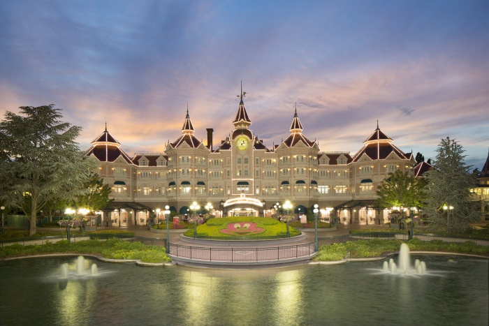 Seera seeks to send Saudi travellers to Disneyland Paris