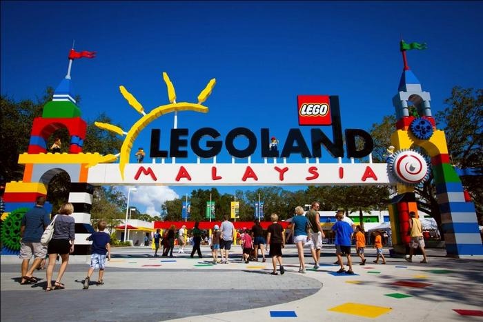 Lego founding family to acquire Merlin Entertainments