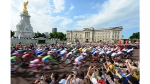 Crowds line the streets for Olympic Road Races