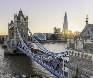 London poised to break international visitor record