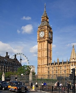 Visitors descend upon UK capital for London Marathon