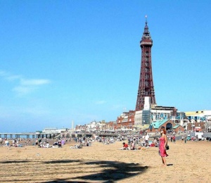 Save money in 2012 and holiday in the UK