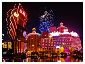 Karl Lagerfield plans fashion hotel in Macau
