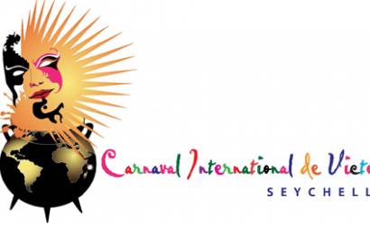Tourism world celebrates the successful 2012 Carnaval International de Victoria