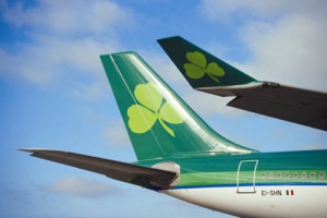Aer Lingus threatens to shift Dublin base to the UK