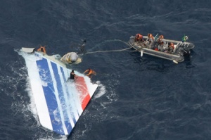 French forensics begin identifying Air France flight 447 victims